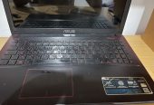 Pc asus en tres bonne etat