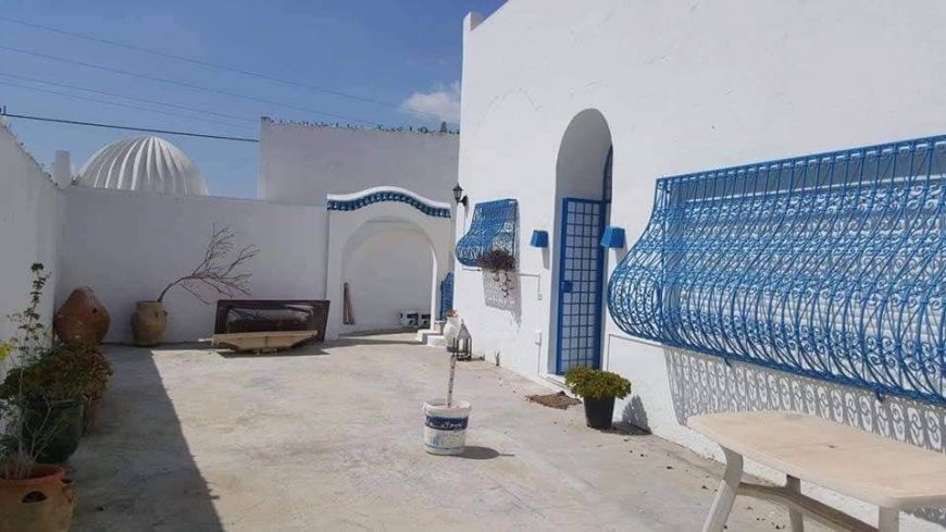 NOTRE AGENCE VOUS PROPOSE SUPERBE VILLA A VENDRE A HAMMAMET